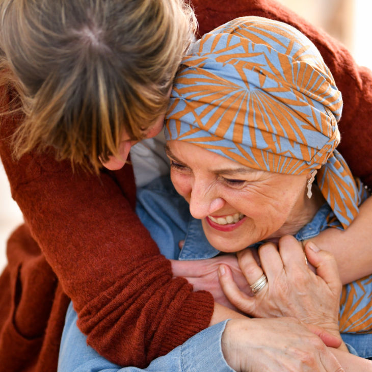 Wat als een vriend(in) kanker krijgt: 4 do’s en don’ts