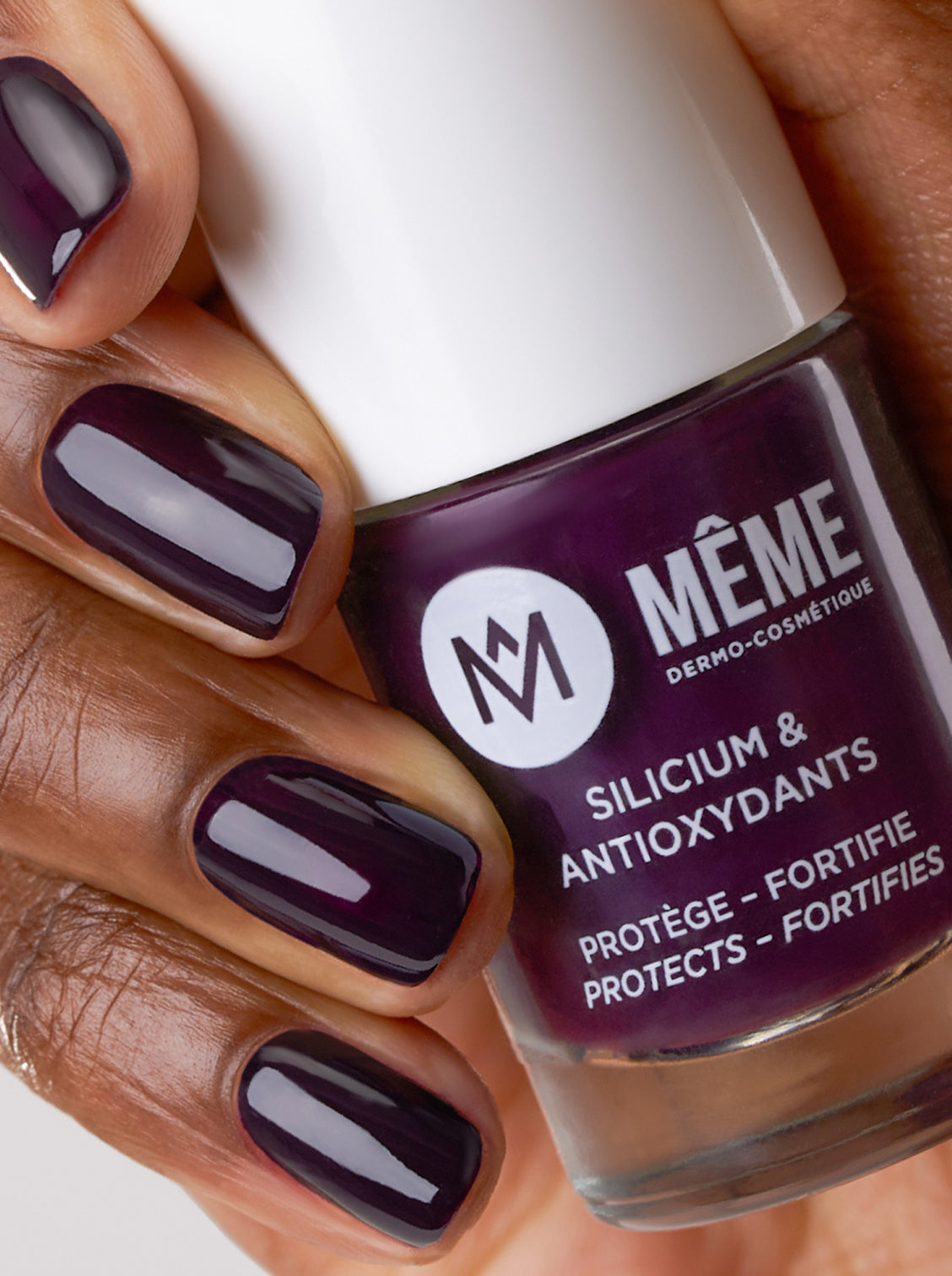 Verstevigende Nagellak Aubergine - Même