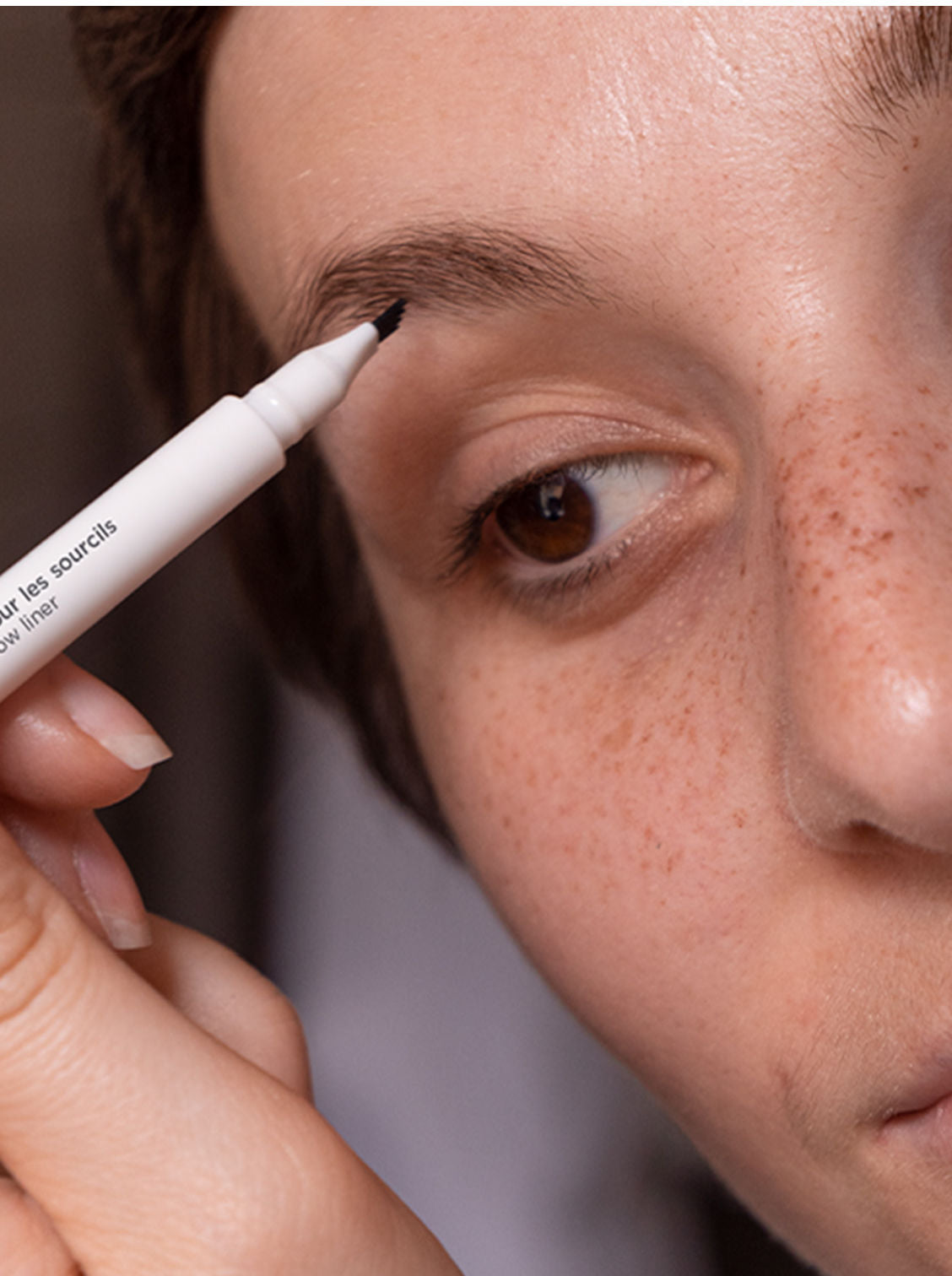 Eyebrow pen - Même