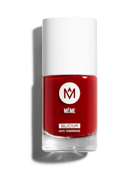 Strenghtening Nail Polish Rouge - Même